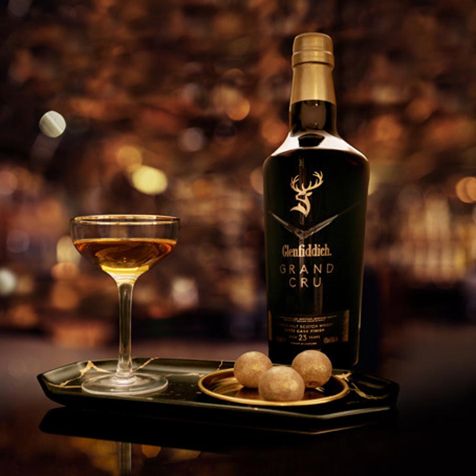 Glenfiddich grand cru, limited edition spirits, scotch whisky, gifting spirits